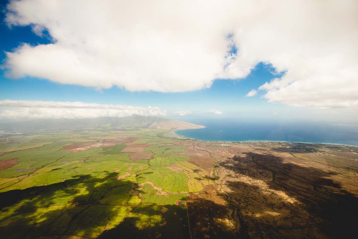 hawaii aerial photography of pains cloud